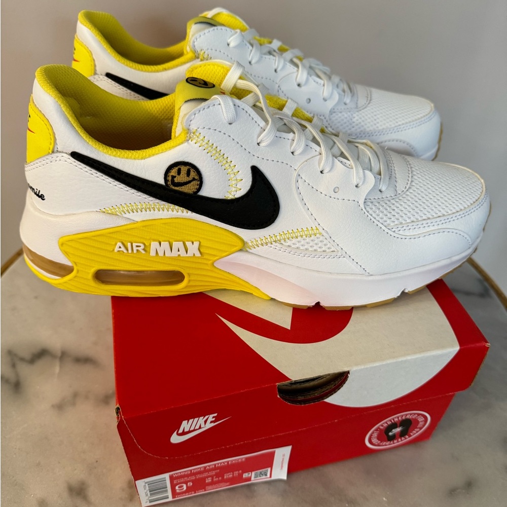 Nike Air Max Excee “Go The Extra Smile”